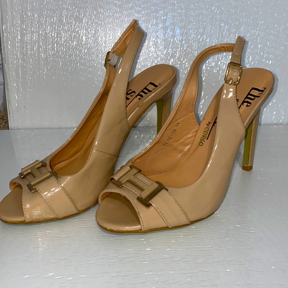 Women shoes